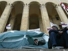 Состояние грузинских оппозиционеров, голодающих 13 дней, ухудшается