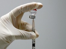 В больницы Донецкой области обращаются новые жертвы вакцинации