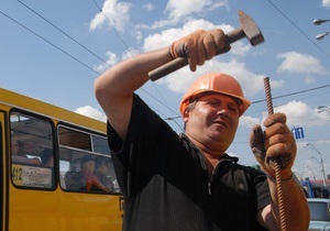 Киевавтодор потратит  на ремонт дорожных покрытий столицы почти 45 млн гривен
