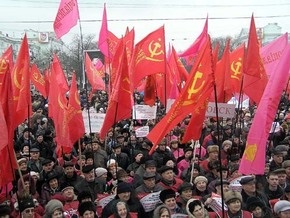 На Майдане в Киеве одновременно проходит три митинга