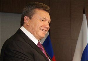 Янукович хочет установить запрет финансирования физ- и юрлицами органов госвласти