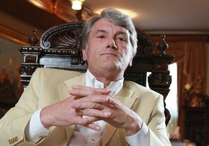 Ющенко просит суд пересмотреть решения о дегероизации Бандеры и Шухевича
