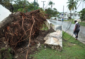 Тропический шторм угрожает Барбадосу и Подветренным островам
