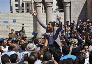 Экспорт революции: В Йемене начались массовые демонстрации против президента