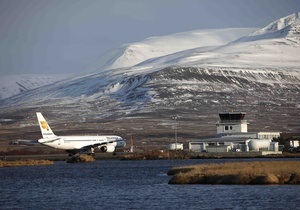 Главные аэропорты Исландии вновь закрылись из-за вулканического пепла