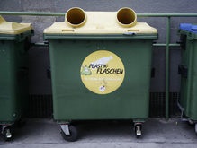 В Киеве установят европейские контейнеры для сортировки мусора