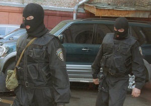 В Киеве бойцы Беркута задержали более десяти человек на Житнем рынке