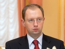 Яценюк назвал условие, при котором отзовет подпись под обращением к НАТО