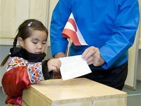 Парламент Дании одобрил закон о расширении автономии Гренландии