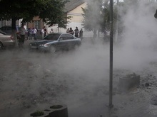 Фотогалерея: Авария водопровода в центре Киева