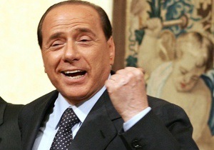 Берлускони: Женщины умнее и ответственнее мужчин
