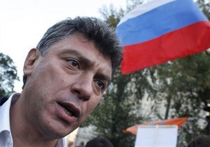 Немцова задержали на Новом Арбате