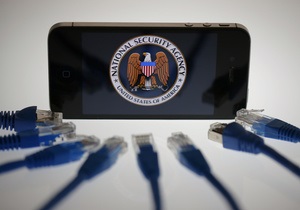 Американская разведка выясняет, кто раскрыл данные о секретах компьютерной слежки