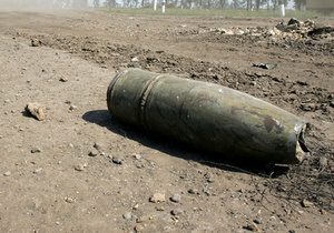 Пиротехники вывезли на обезвреживание артснаряд 1918 года, обнаруженный вчера в центре Киева