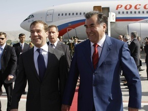 Президент Таджикистана не сможет принять участие в саммите СНГ из-за плотного графика