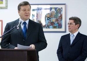 Официально: Янукович уволил министра здравоохранения
