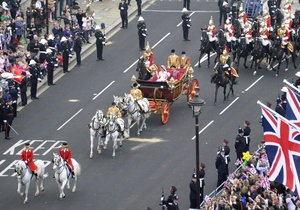 Полиция: На королевскую свадьбу в Лондон съехались около миллиона человек