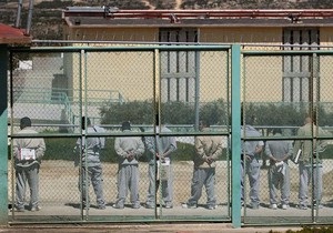 Во время бунта в тюрьме в США охрана ранила семерых заключенных