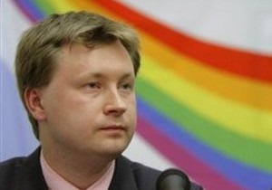 Организатор гей-парадов в Москве заявил о попытках заставить его отказаться от акций против Лужкова