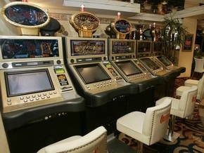 Налоговая заявила, что игорный бизнес перебрался в интернет-кафе