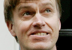 Британского депутата ранили ножом во время встречи с избирателями