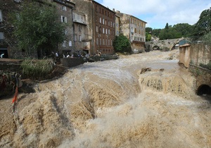 100 тысяч жителей Франции остались без света из-за наводнения