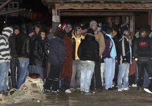Из Туниса на итальянский остров Лампедуза прибыли почти 1000 мигрантов