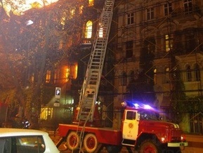 В центре Одессы горит и рушится здание-памятник архитектуры Дом Руссова