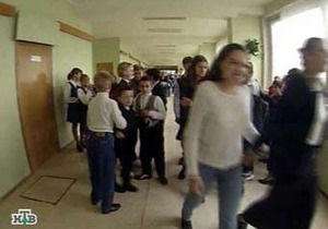 В Беларуси учитель физкультуры накормил учеников психотропными препаратами