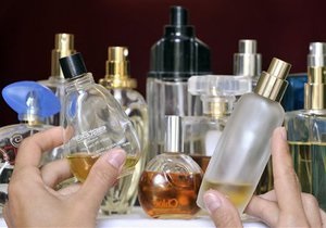 В Запорожье продавали фальсификат парфюмерии на 2,5 млн гривен