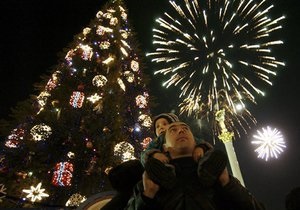 В этом году главная Новогодняя елка страны впервые будет искусственной