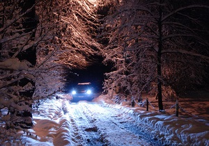 Непогода в Украине - снегопад на Западной Украине - новости Украины: В Ивано-Франковской области спасатели освободили из снежных заносов 476 автомобилей