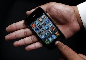 Источник: Apple выпустит более дешевый iPhone 4 с объемом памяти в восемь гигабайт