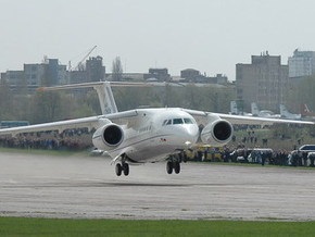 АэроСвит приобретет десять самолетов Ан-148