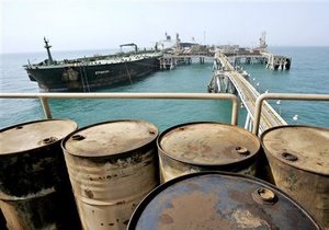 Мировые цены на нефть растут на данных из Саудовской Аравии