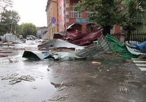 Новини Львівської області - ураган - негода - Ураган у Львівській області: 77 дерев повалені, є постраждалі