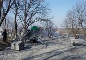 На Володимирській гірці в Києві демонтували Кокорівську альтанку