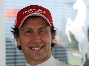 Бадоер будет выступать за Ferrari до возвращения Массы