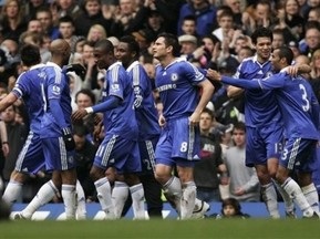 Футболісти Челсі прибули до США