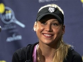 Курникова сделала тест на ВИЧ