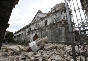 Кількість жертв землетрусу на Філіппінах зросла до 85