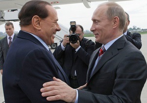 Берлусконі - Путін - Путін: Берлусконі судять за те, що він не гей