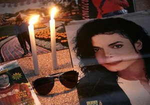 Справа про смерть Майкла Джексона - Напередодні смерті Майкл Джексон говорив, що його вбивають промоутери - син співака