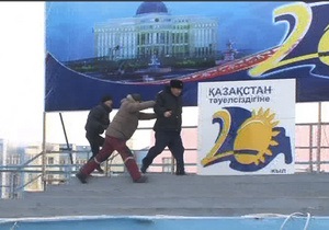 У Казахстані затримали учасників акції проти насильства в Жанаозені