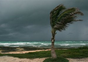Тропічний шторм Катя переріс в ураган