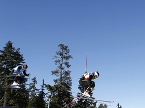 Фристайл: Швейцарец побеждает в ски-кроссе