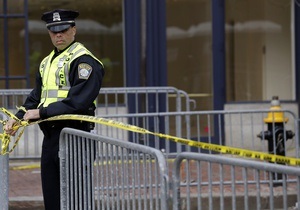 Новости США - В США полицейские застрелили 13-летнего мальчика, приняв игрушечный автомат за настоящий