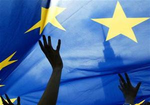 Україна ЄС - угода про асоціацію - Будь-яке рішення ЄС щодо України приречене на провал - експерт Bloomberg