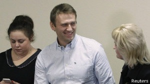 Справа Навального: суд замінив реальний термін на умовний