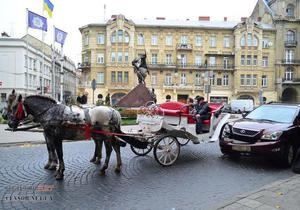 новости Львова - ДТП - карета - Lexus - Смешались в кучу кони, Lexus. Джип с  депутатскими  номерами во Львове протаранил карету